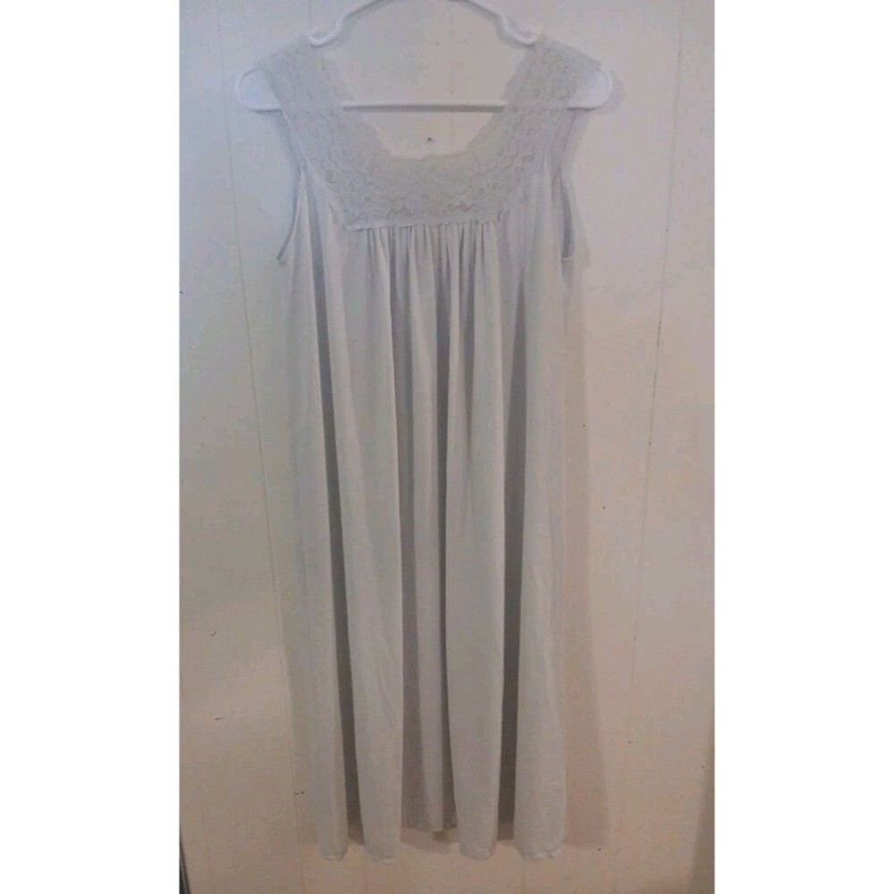 Vintage Lorraine Midi Length  100% Nylon Nightgown Light Gray Size Small